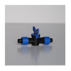 Robinet de raccordement intégré à la burette PE