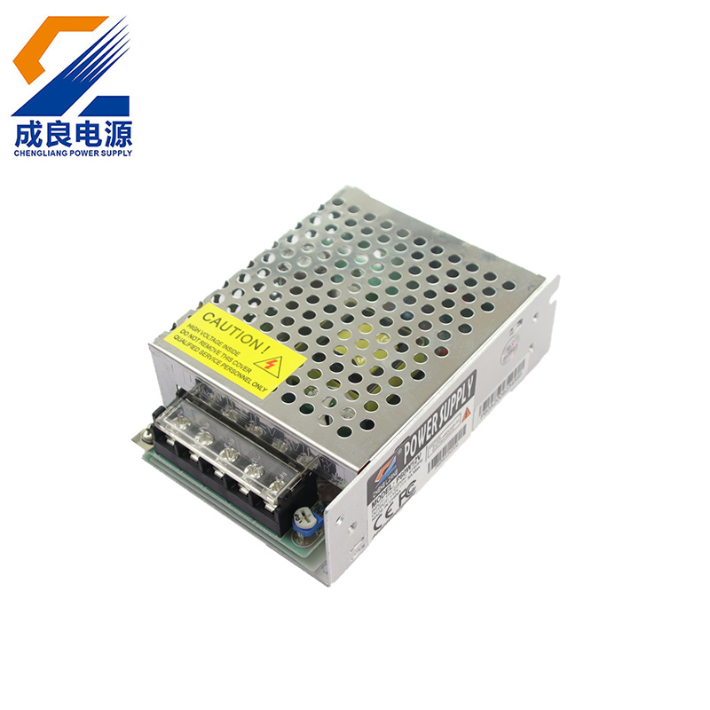 Alimentation LED 12V 5A 60W Transformateur LED Driver SMPS