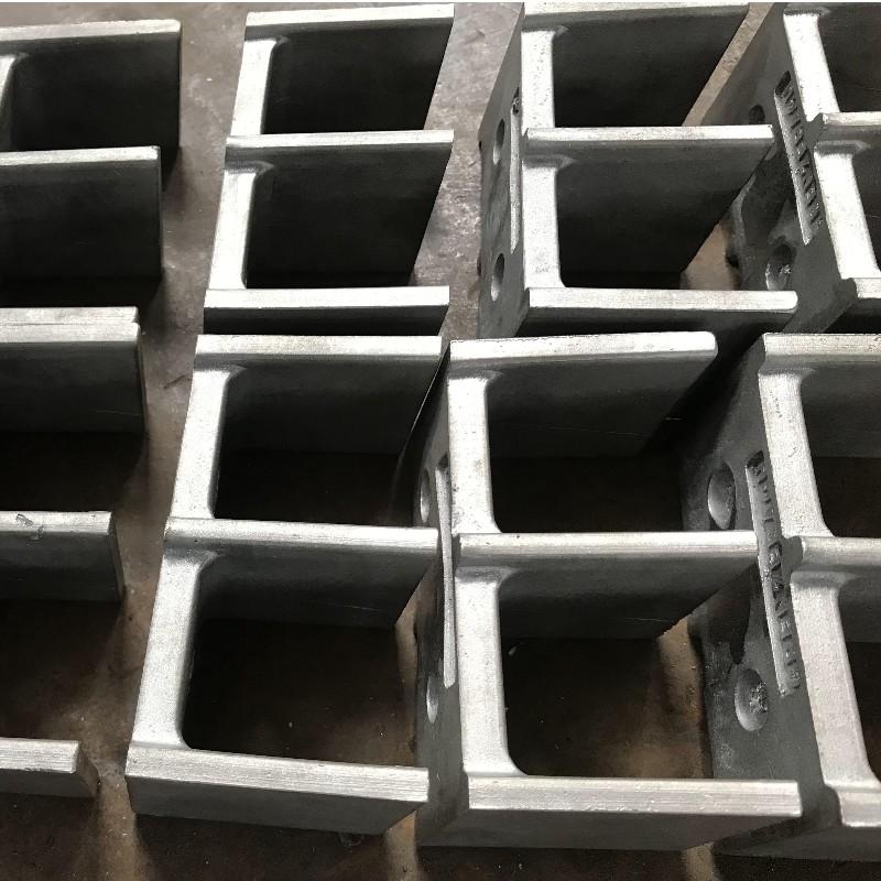 Géométrie de rappel et d\'efficacité du processus de remontage de surface appliqué aux coulées d\'alliage de cobalt (1)