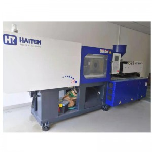 Machine de moulage par injection de précision