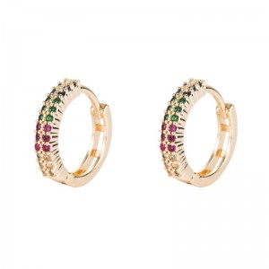 Corée du Sud Dongdaemun Bijoux de cuivre Boucles d\'oreilles Zircon Boucles d\'oreilles de mode européen et américain Accessoires transfrontaliers de boucles d\'oreilles plaquées or en gros