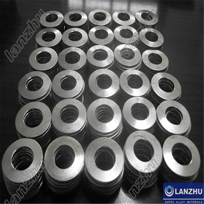 Application denouveaux matériaux et technologies anti-corrosion dans les véhicules militaires (2)