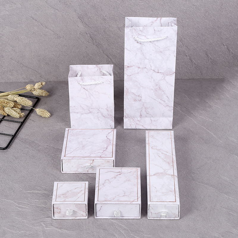 Carton marbre curseur bijoux emballage emballage boucle d'oreille carton recyclé vernis de revêtement de uv recyclé estampage en relief