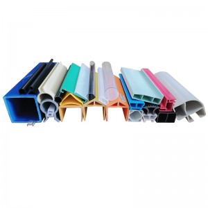 Profils d\'extrusion plastique personnalisés pour les industries de variétés