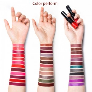 Rouge à lèvres liquide durable