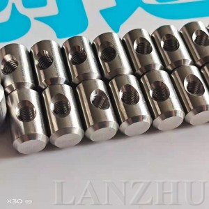 TRUNNION fileté A-286