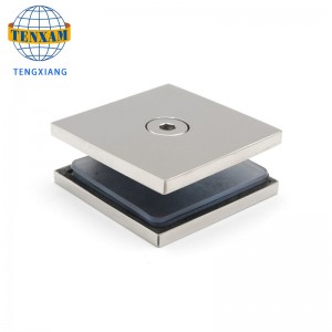 Fabricant chinois Glass Ten d\'attente Chrome 2 * 2 pouces Clip Cince en laiton Porte de porte Verre Porte&Fenêtre Charnières Charnières 8-12mm Salle de bain en verre Standard