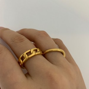 Bague à chaîne d\'aspiration en acier inoxydable de la mode européenne et américaine