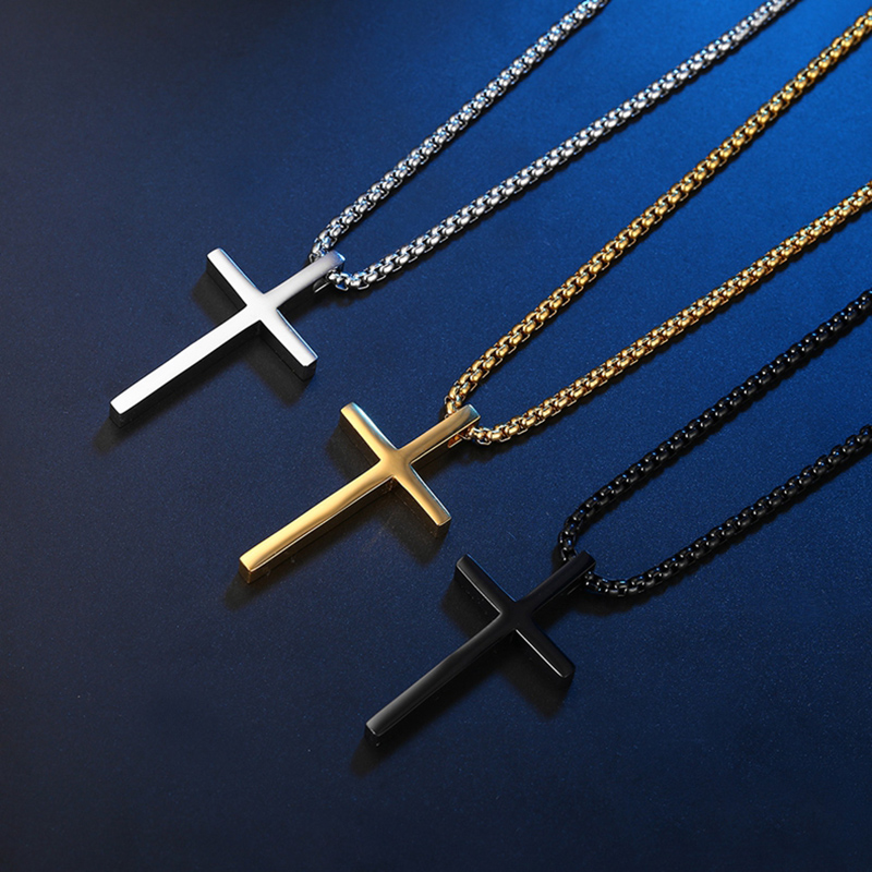Collier de croix de tempérament simple