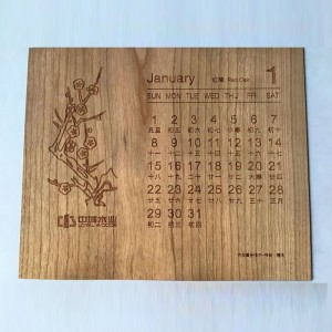 Calendrier en bois