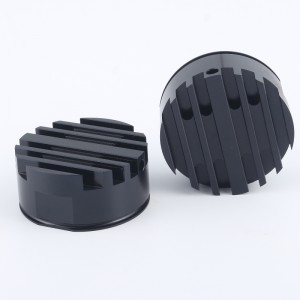 Ensemble d\'usinage CNC d\'extrusion personnalisée d\'usinage anodisé de dissipateur de chaleur en aluminium en aluminium Noir LED Profile thermique