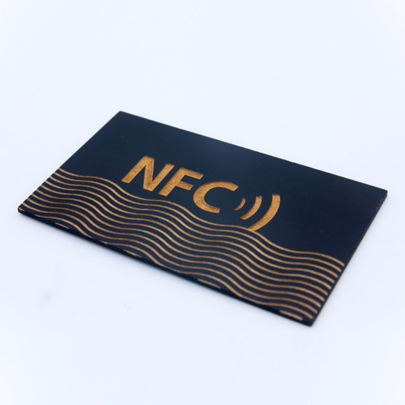 Carte à puce en bois
