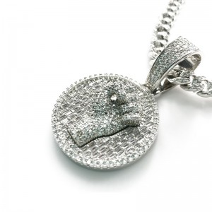 Pendentif poing hip-hop