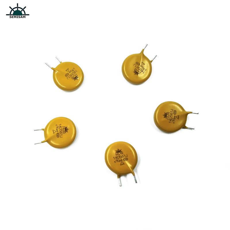 ODM, OEM, Chine Bon prix Haute surtension Surtension 14mm HVR14D561J MOV CARRISTOR OXYDE DE ZING POUR L'ALIMENTATION
