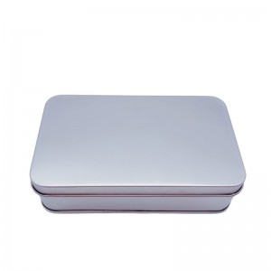 Boîte d\'emballage de produit électronique givré Boîte d\'emballage en métal 135 * 80 * 35mm