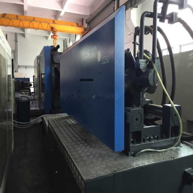 Machine de moulage en plastique d'injection d'injection de 600 tonnes