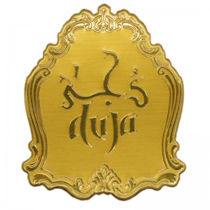 Autocollant de parfum en aluminium personnalisé en aluminium anodisé en or