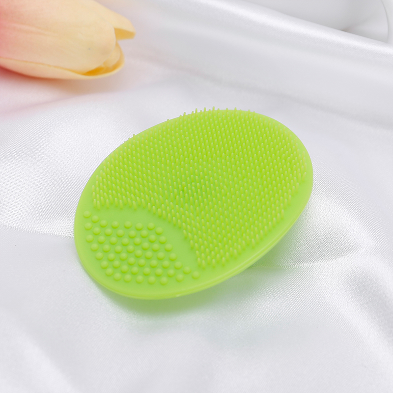 Nettoyant en silicone doux et brosse de masseur