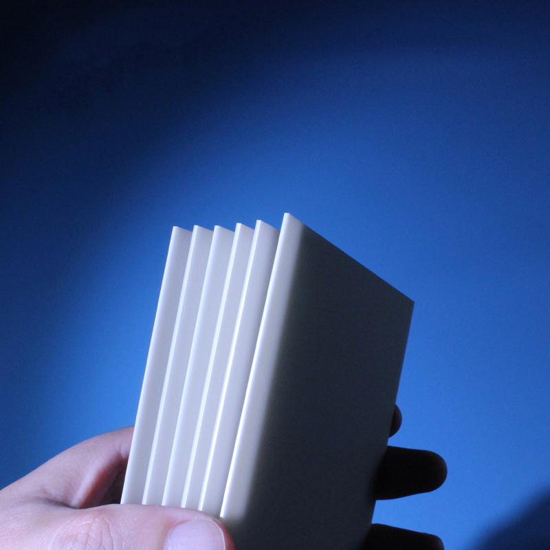 Substrat de céramique ennitrure d'aluminium