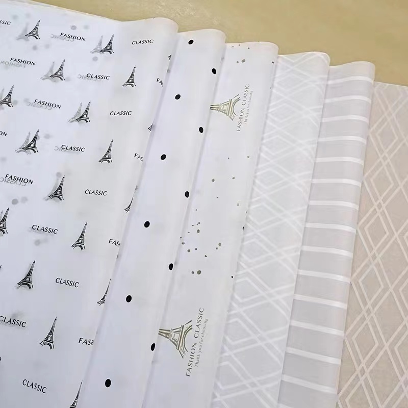 Enroulement papier Papier de tissu imprimé Logo personnalisé imprimé 14G/17G Papier de tissu Paquet de papier de tissu multicolore