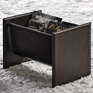 Centre de conception minimaliste italien Table d\'extrémité de basse hauteur basse en marbre moderne Table basse en cuir carré pour salon