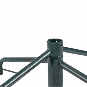 Stand de pliage de l\'arbre de Noël