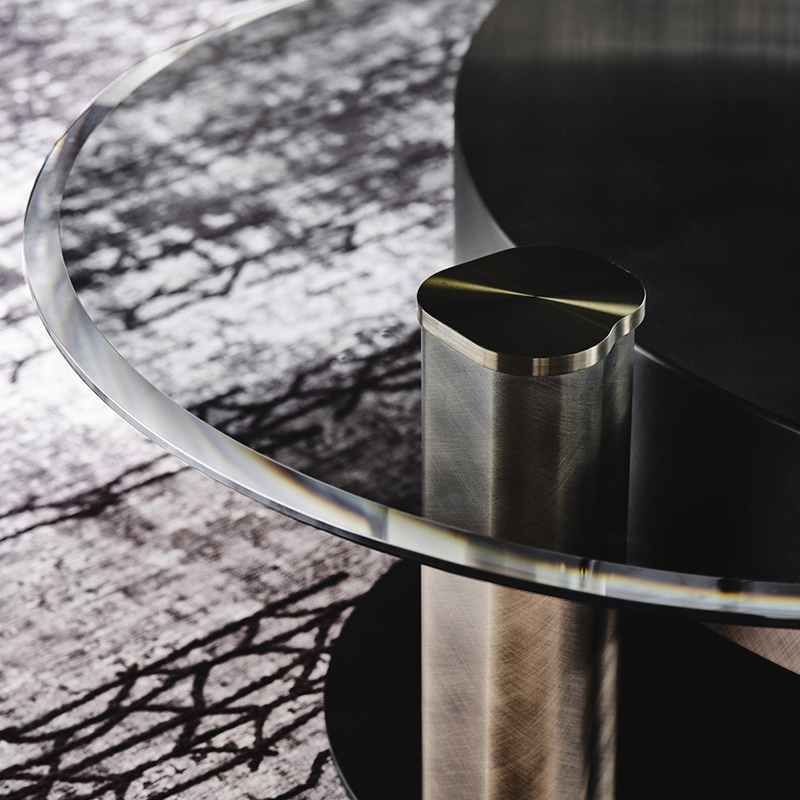 Design italien côté rotatif en verre rotatif tabel en métal en métal en acier inoxydable