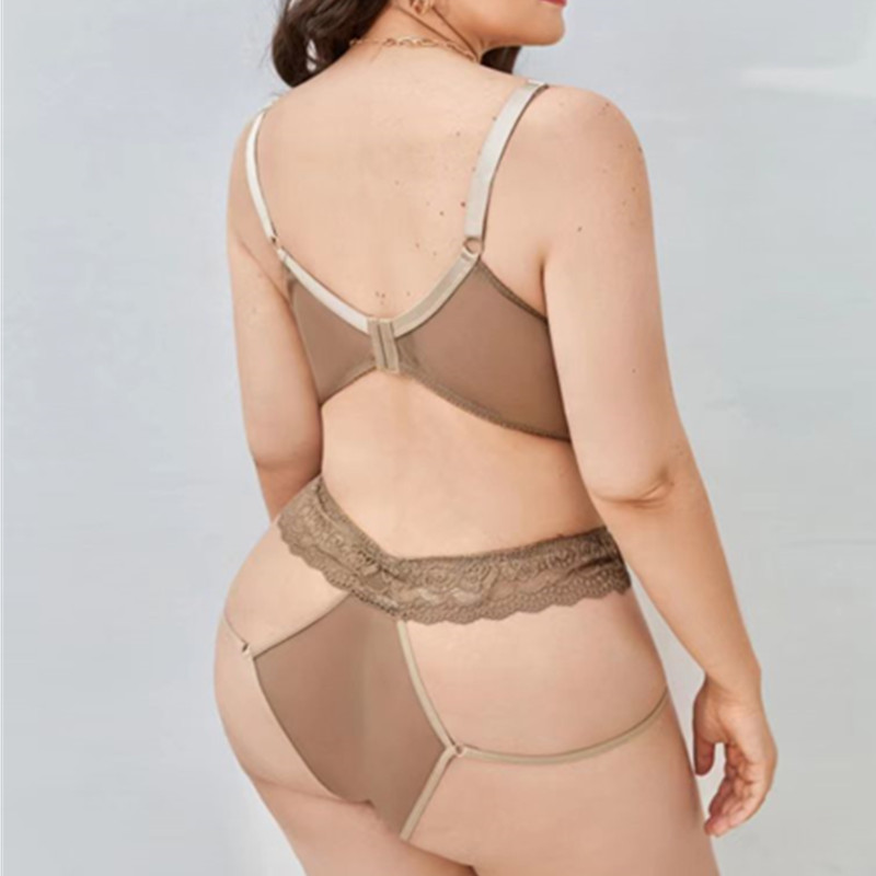 Sexe lingerie Set Lase Belt Bret Scalloped Bra avec conception spéciale de Hip Square sexy