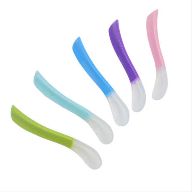 Ustensiles d'entraînement alimentaire de qualité alimentaire Solicone bébé cuillère BPA BPA Silicone Infant Spoon for Toddlers Training Feeding