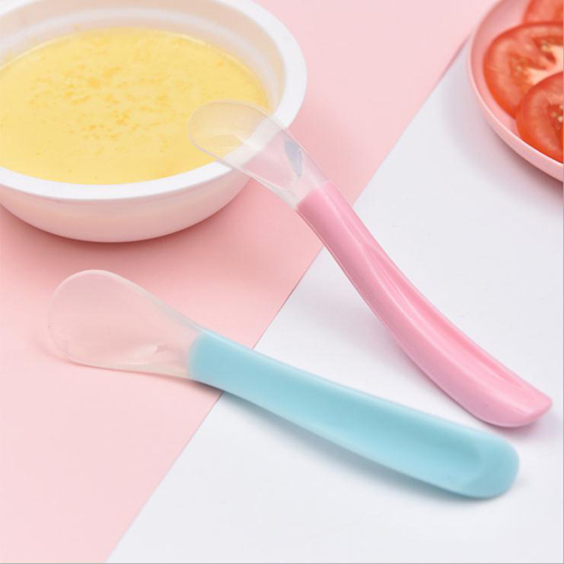 Ustensiles d'entraînement alimentaire de qualité alimentaire Solicone bébé cuillère BPA BPA Silicone Infant Spoon for Toddlers Training Feeding