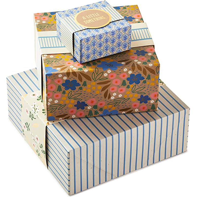 Boîtes-cadeaux Hallmark avec des bandes de wrap, tailles assorties (3 pack: fleurs et rayures mignonnes) pour les anniversaires, douchesnuptiales, la journée de la mère, les meilleurs amis