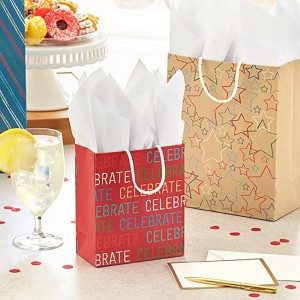 Assortiment de sacs cadeaux recyclables Hallmark (8 sacs: 3 Small 6 \\\\ \\\