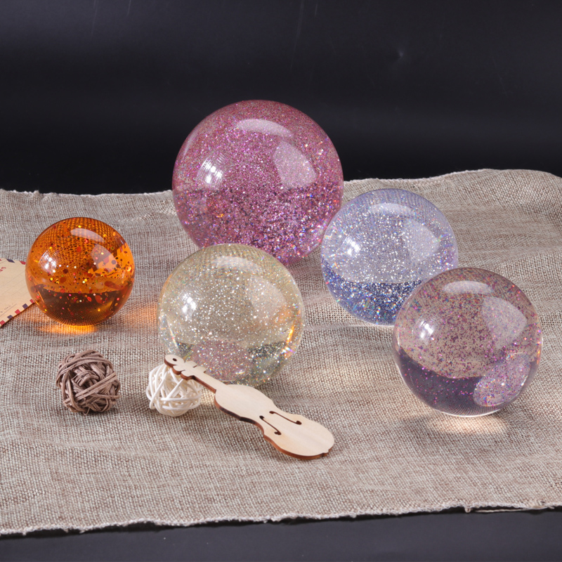 Décoration en gros d'usine poudre de paillettes maison à l'intérieur de la boule de cristal en plastique acrylique