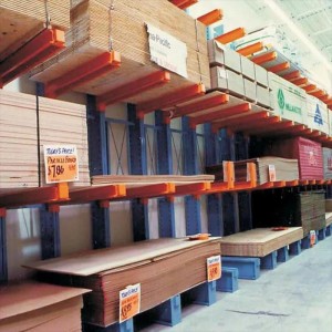 Rack en porte-à-faux pour bois