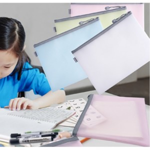 Sac à fermeture éclair en PVC