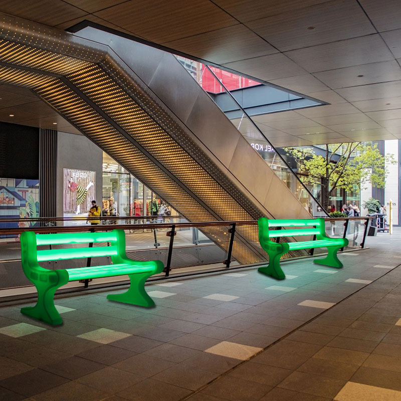 Banc extérieur à LED à LED bon marché à vendre, RVB Couleur Changement en plastique Banc de salon à LED à l'étranger pour le jardin, le parc, le patio