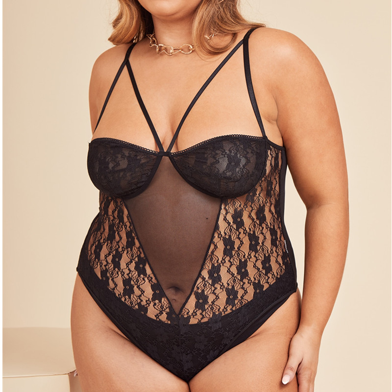 Insérer en dentelle du bodys sexy feddies et bustiers