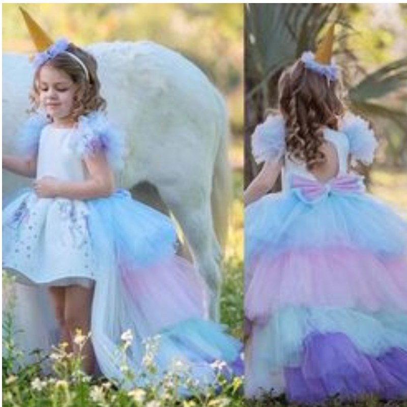 Robe de fête à licorne pour filles costume bébé robe d'été enfants élégante fille porte une robe de princesse avec un train long