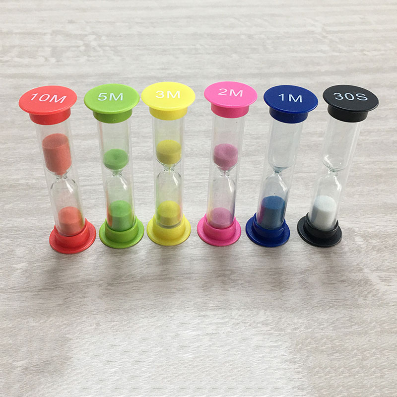 Vente en gros 1 2 3 4 5 minutes Colorful Plastic Sand Timer Sourceau pour enfants Toy and Board Game Sand Clock and Dice