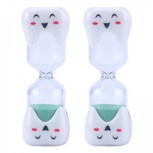 Nouveau brossage créatif 2 minutes 3 minutes horloge de sable pour les enfants en forme de sablier en forme de smile de brossage de brossage en plastique