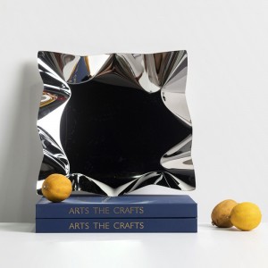 Plateau carré en argent