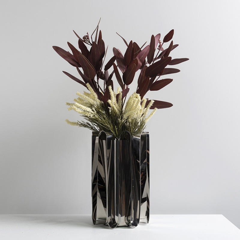 Vase à bande de ruban