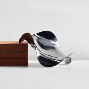 Plateau ondulé en argent