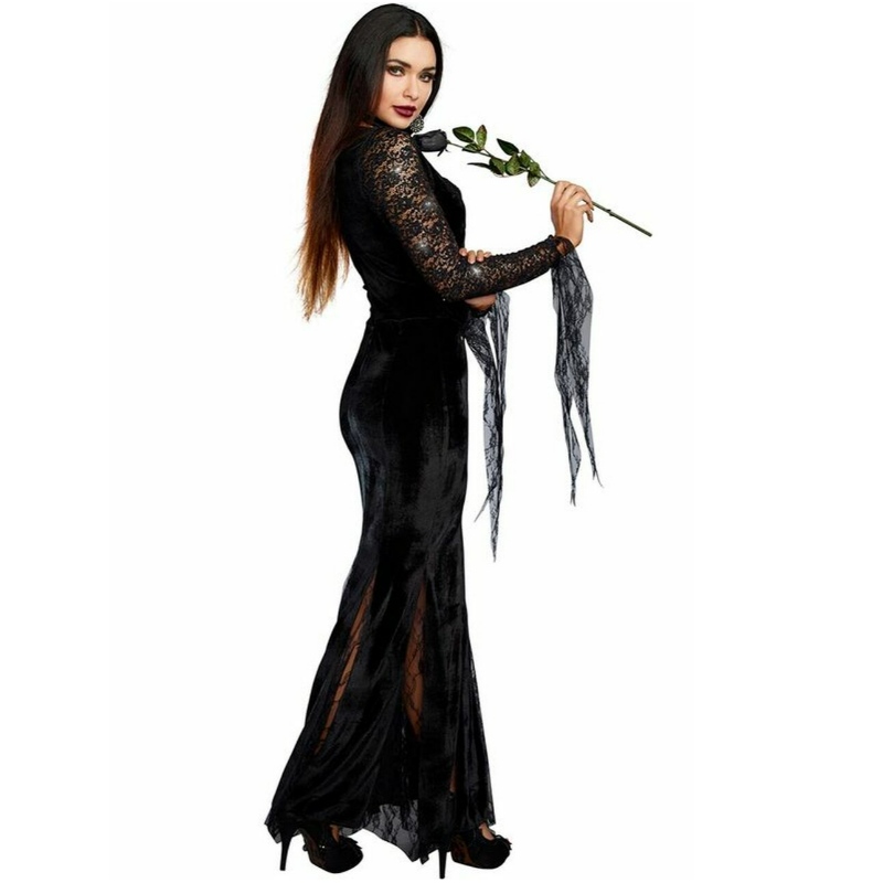 Très beau costume.