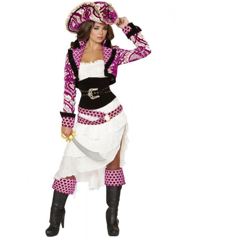 Vêtements pirates précieux
