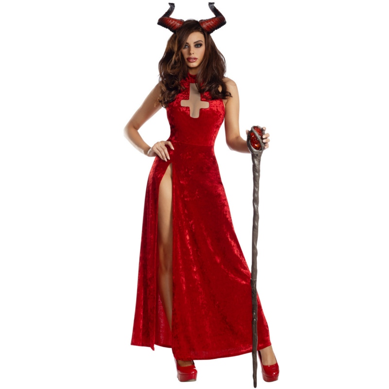 La religion maléfique et le costume du diable