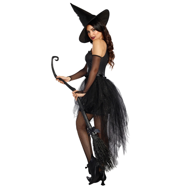 Un costume de sorcière maléfique.
