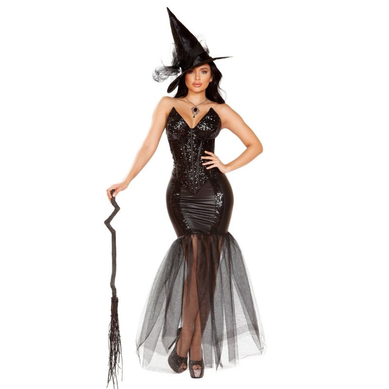 Une sorcière en costume magique maléfique.