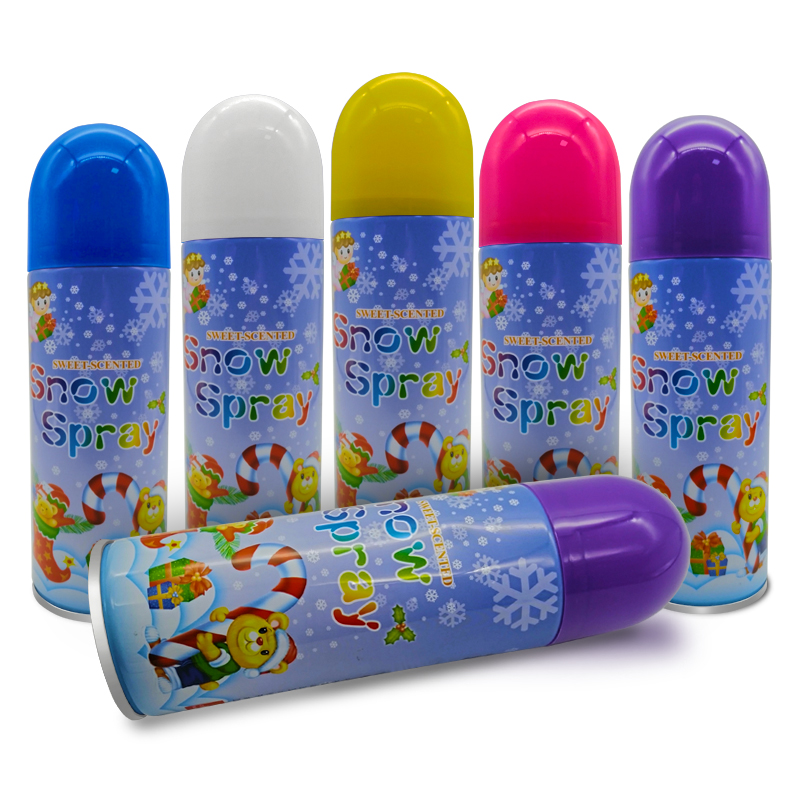 Pulvérisation deneige pour l'anniversaire de fête Noël
