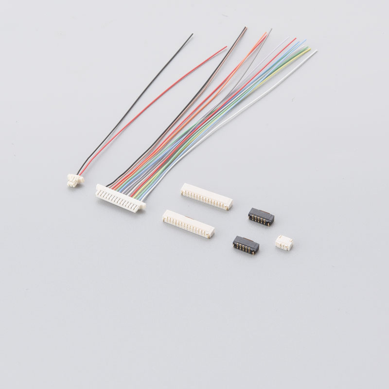 Personnalisation de l'usine Connexion de connexion industrielle Câblage 0,8 Pitch SUHR-08V-S-B Terminal électrique Câble électrique